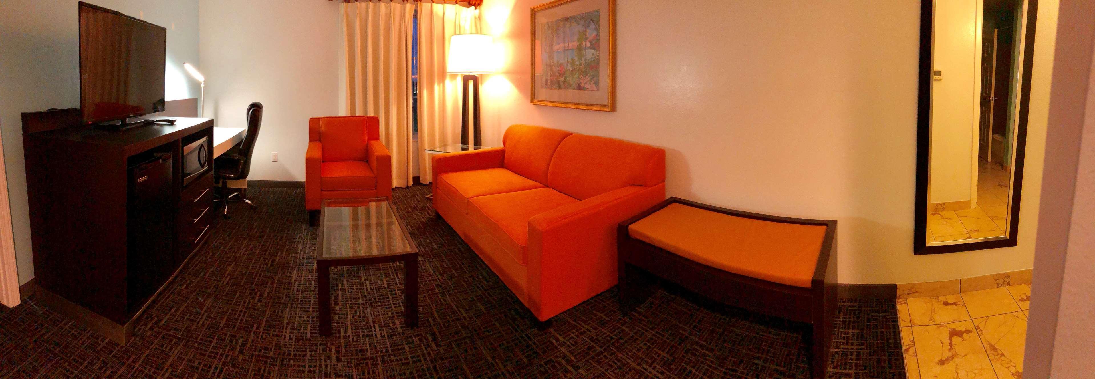 Best Western Plus Orlando Lake Buena Vista South Inn & Suites Kissimmee Bagian luar foto