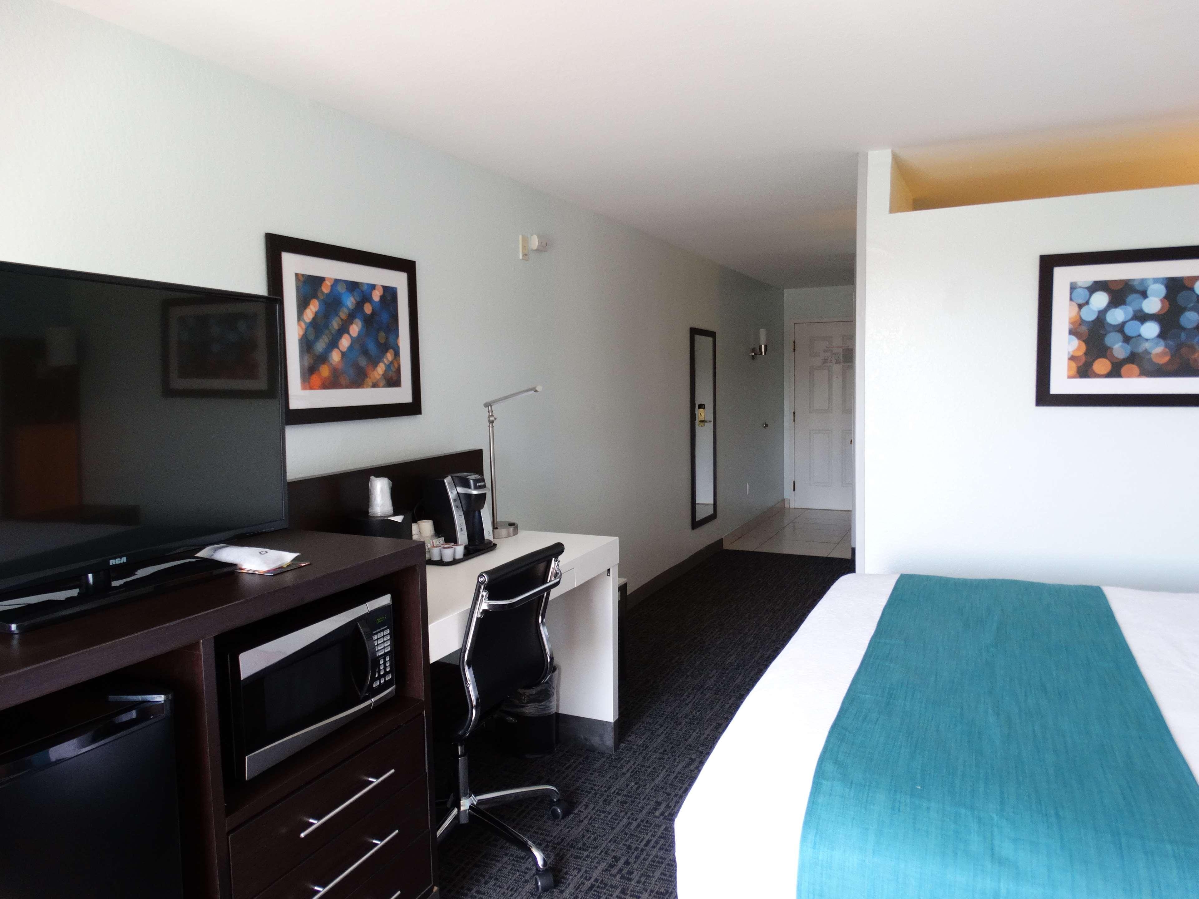 Best Western Plus Orlando Lake Buena Vista South Inn & Suites Kissimmee Bagian luar foto