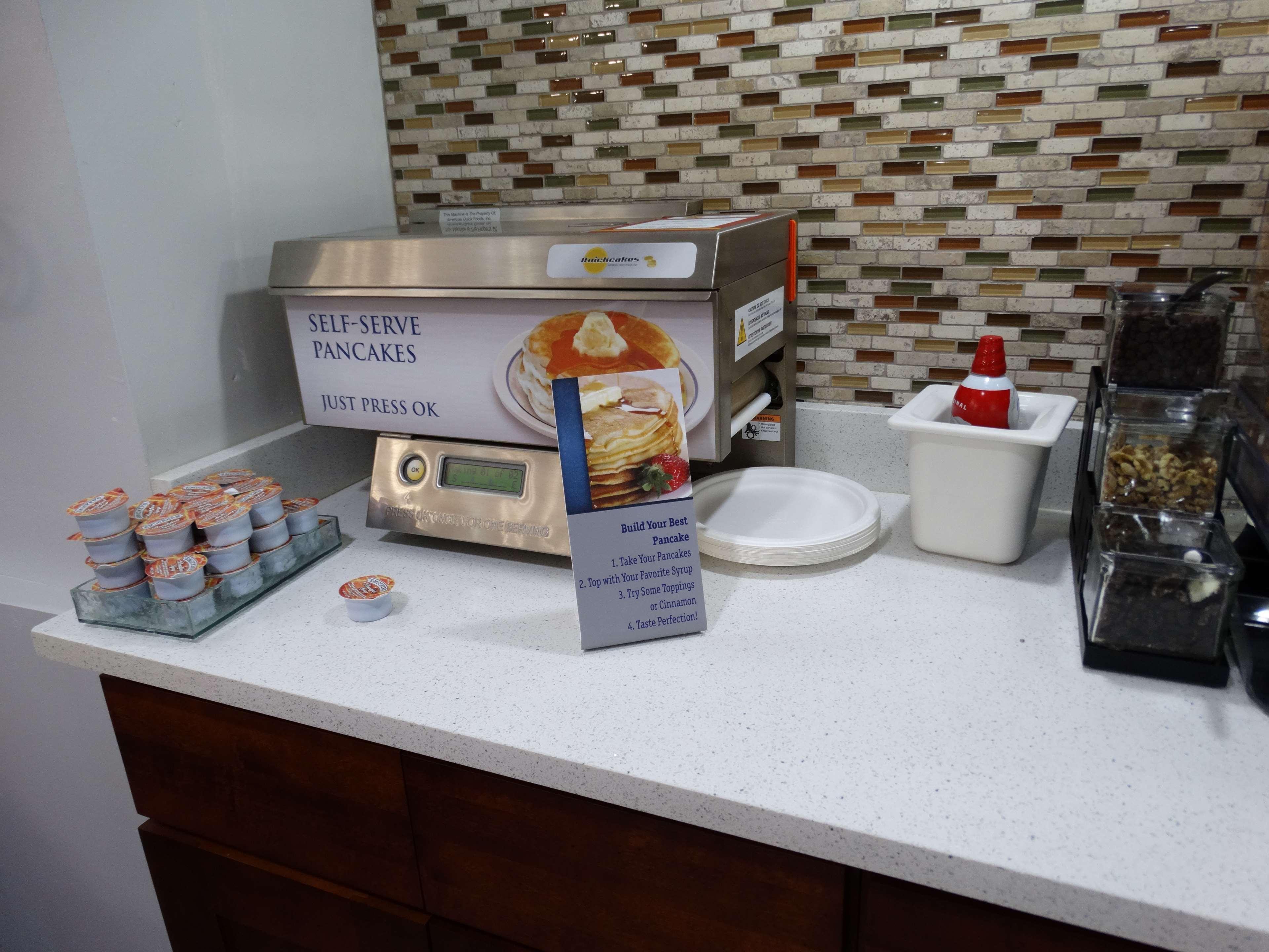 Best Western Plus Orlando Lake Buena Vista South Inn & Suites Kissimmee Bagian luar foto